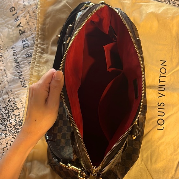 LOUIS VUITTON Trevi Shoulder Bag - Picture 3 of 7